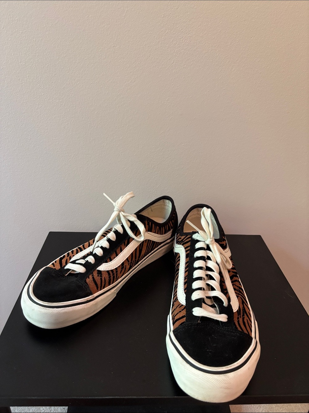 Vans Low-Top Sneakers in Black, Brown & Cream Tiger Stripe